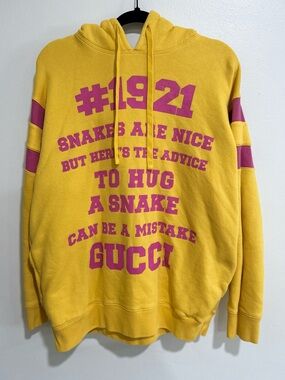Authentic Gucci “#1921 Snakes Are Nice” Yellow Hoodie Sweatshirt Size M